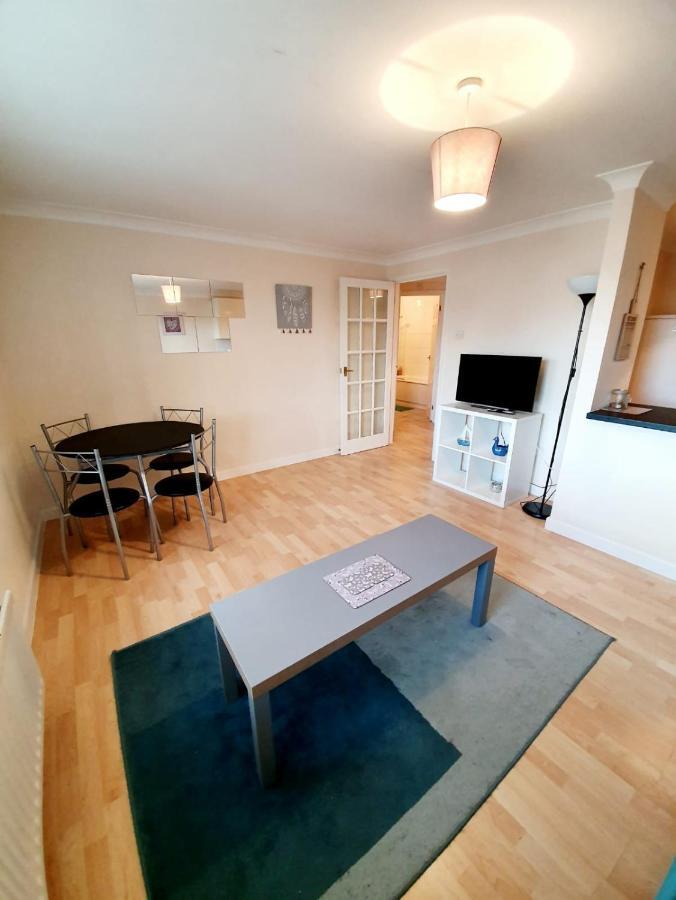 Chelmsford Town Centre Apartments With Car Parking Exterior foto